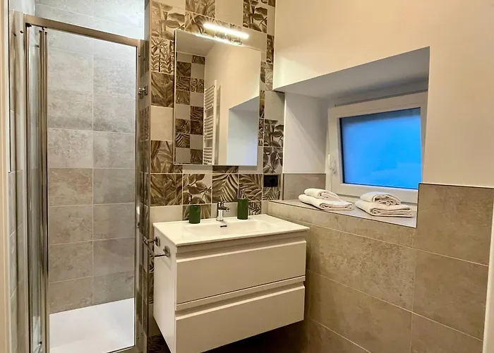 Bellagio Inn Vista Апартаменты