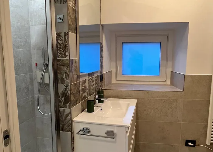 Bellagio Inn Vista Апартаменты *