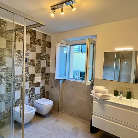 Апартаменты Bellagio Inn *